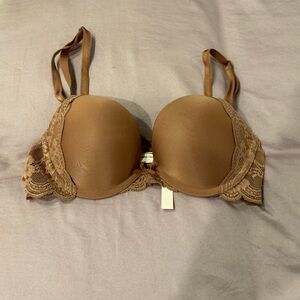 32c Victoria’s Secret push up bra